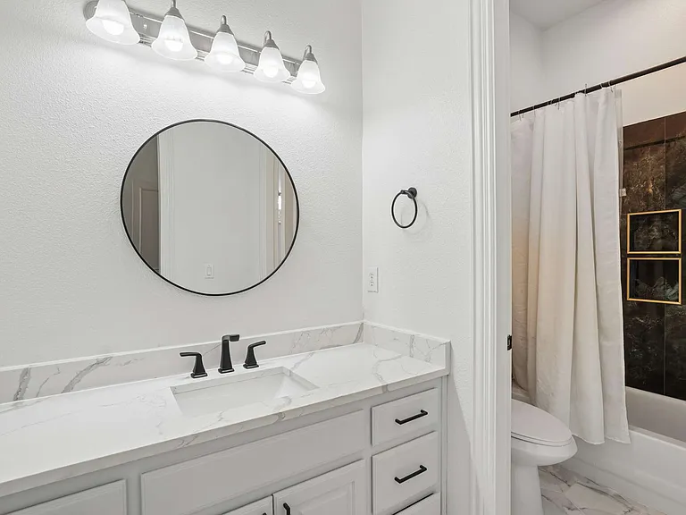 1125 Longford Cir — Photo 36
