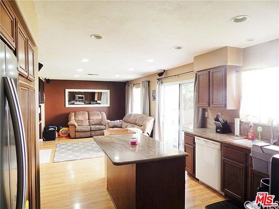 3rd image of 3362 Moonlight Ln