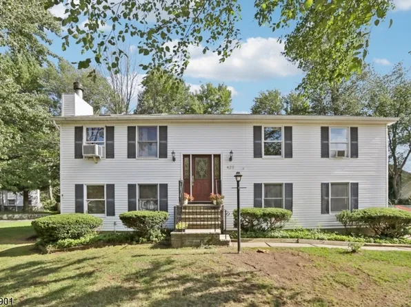 423 Warwick Tpke, West Milford Twp., NJ 07421