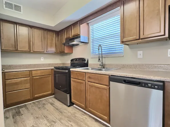 Carriage Hills Apartments