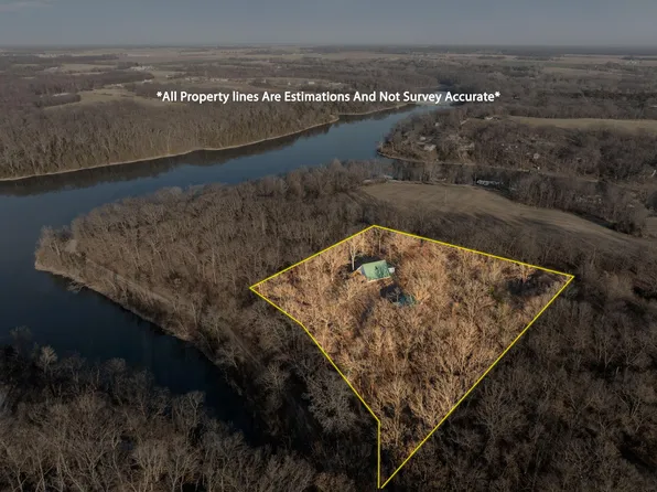 2662 County Road 1310, Moberly, MO 65270
