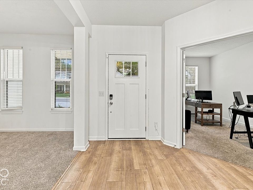 Photo 3 of 6798 W Buck Stone Dr, McCordsville, IN 46055