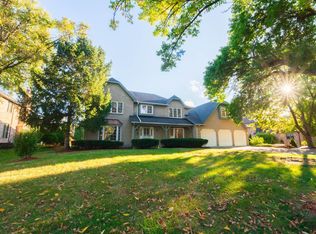 3021 35th St, Oak Brook, IL 60523