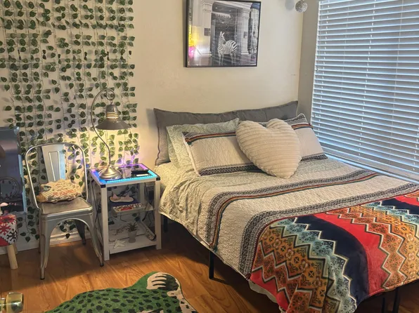 (undisclosed Address), Las Vegas, NV 89147