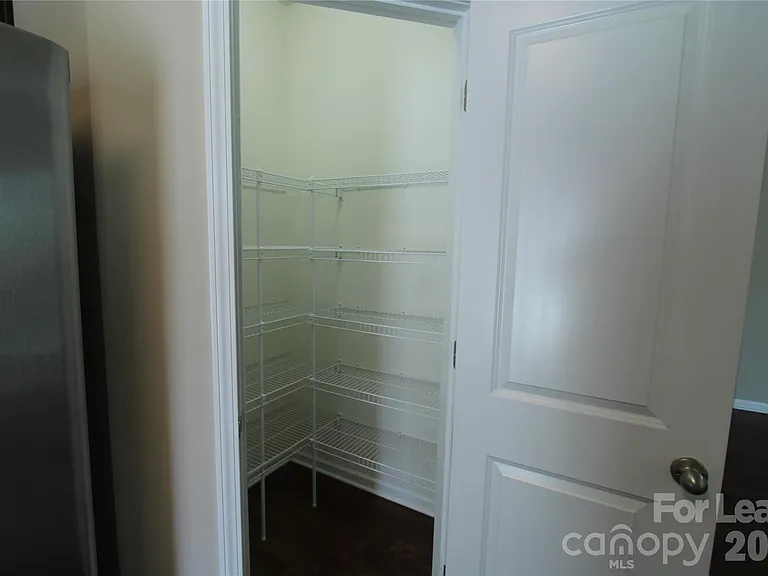 9348 Hamel St — Photo 7