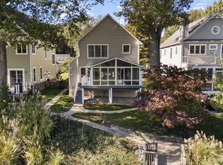 975 Phillips Dr, Arnold, MD 21012