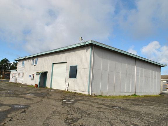 4th image of 710 Point Brown Ave NE