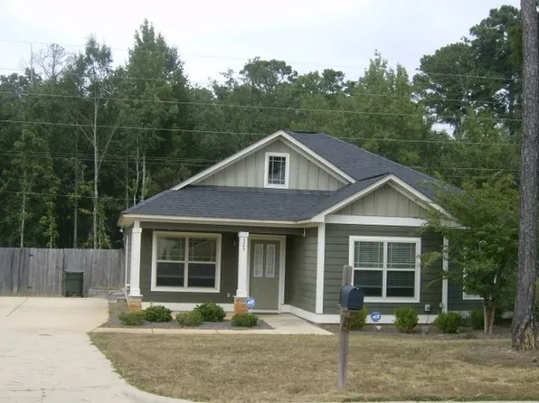 323 Embry Ln, Auburn, AL 36830
