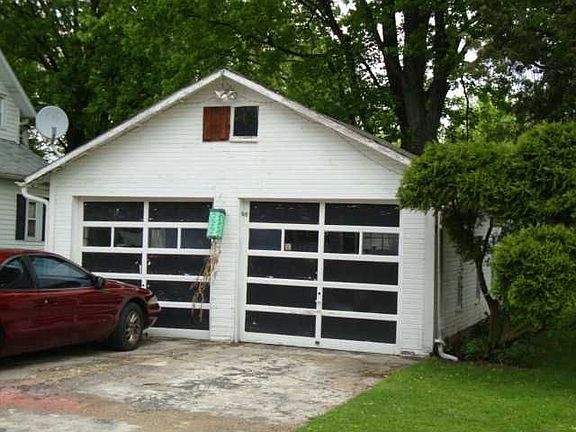 3rd image of 403 Brownell St