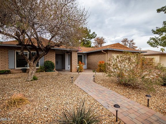 3rd image of 2428 W Naranja Ave