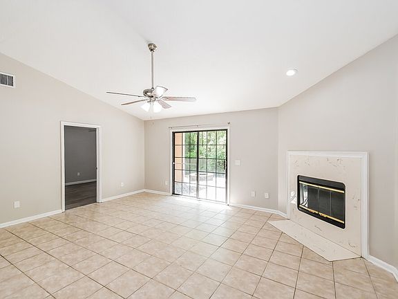 3rd image of 874 Long Lake Dr