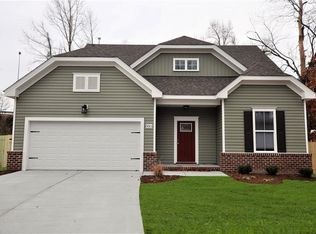 412 Fernwood Farms Rd, Chesapeake, VA 23320