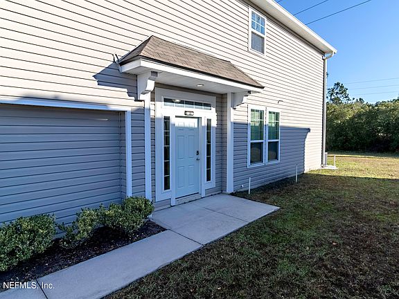 4th image of 653 REESE Avenue
