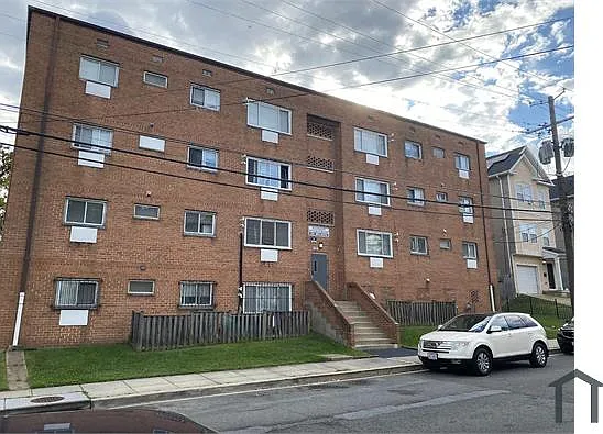 5325 Bass Pl SE #16 — Photo 11