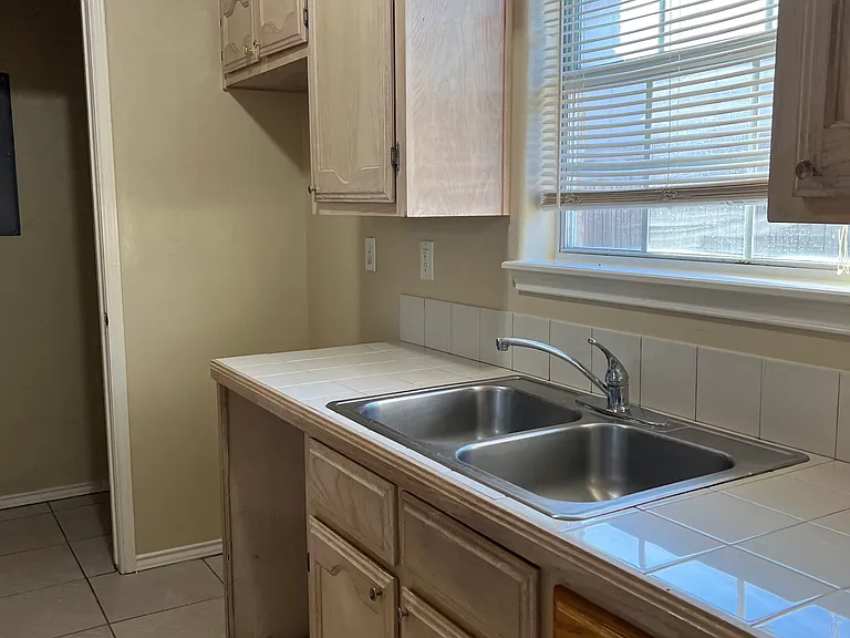 817 Sonesta Dr #3 — Photo 12