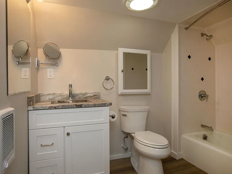 21 Summer St #4 — Photo 16