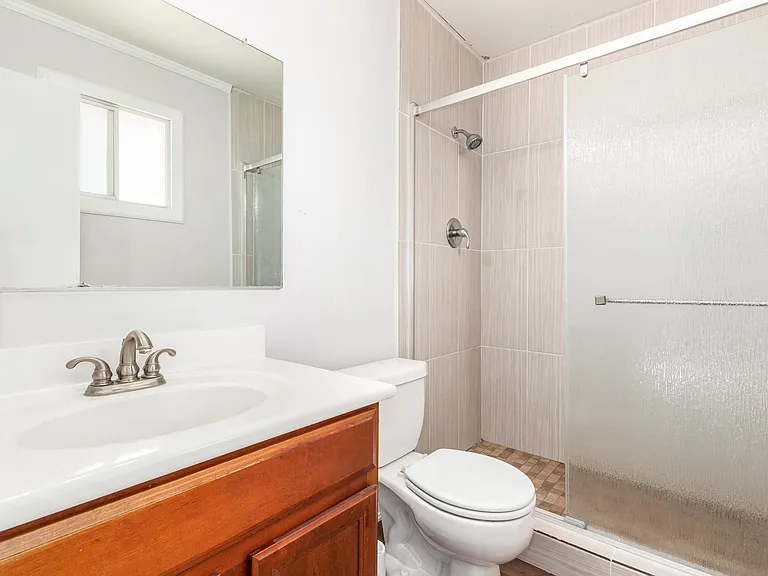 1903 E Balboa Dr — Photo 8