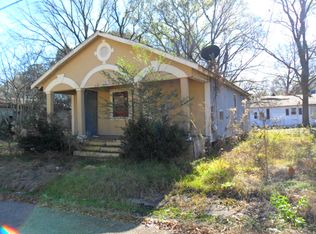 893 Powell Rhodes Dr, Jackson, MS 39203