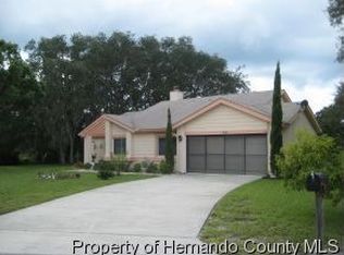 8403 Johnstone Ct, Weeki Wachee, FL 34613