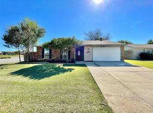 5332 Young Dr, The Colony, TX 75056