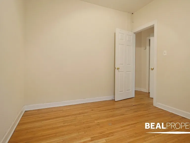 3720.5 N Pine Grove Ave #E3 — Photo 9