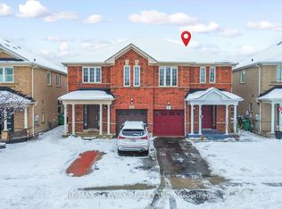 8 Hollingsworth Cir, Brampton, ON L7A 3X7