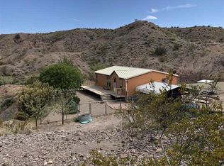 6 El Pavo Rd, Williamsburg, NM 87942