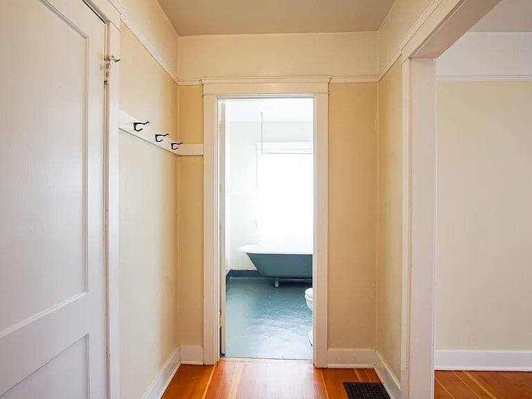 2238 SE Madison St #11 — Photo 12