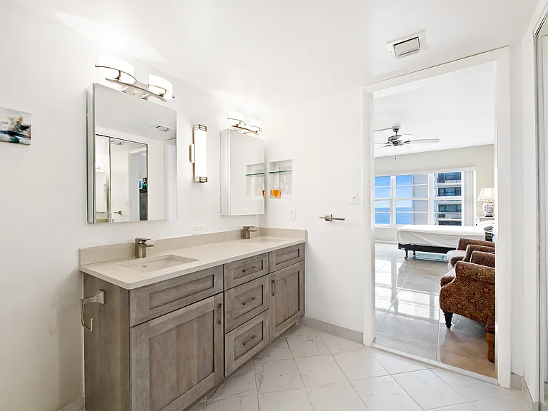 3850 Galt Ocean Dr #901 — Photo 15