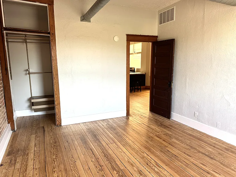 136 Territorial Rd #5 — Photo 8