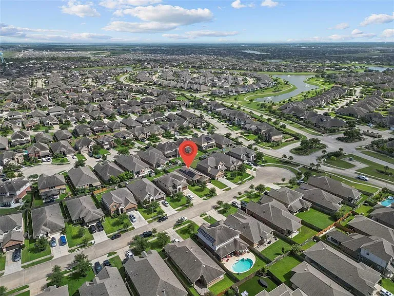 4808 Ladona Ct — Photo 32