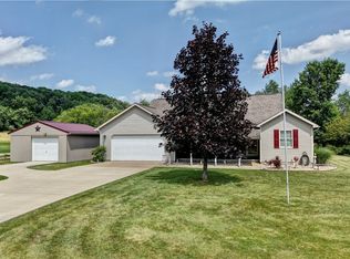 4314 Sherrod Valley Dr SW, Sherrodsville, OH 44675