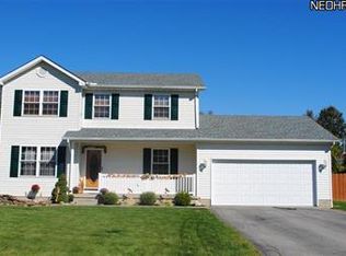 208 Chapel Hill Dr N, Warren, OH 44483