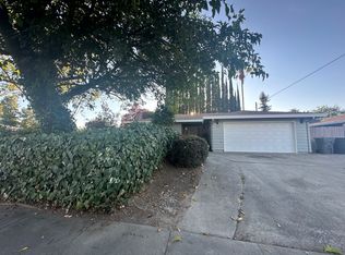 1110 Windermere Ave, Roseville, CA 95678