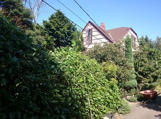 9650 42nd Ave SW, Seattle, WA 98136