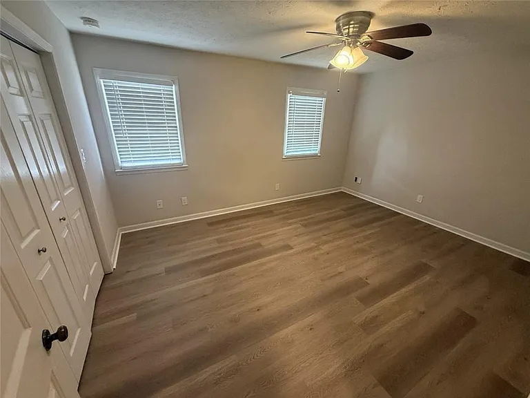 2906 Webb Bridge Rd — Photo 16