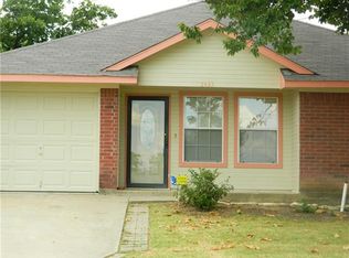 2433 Cardiff St, Grand Prairie, TX 75051