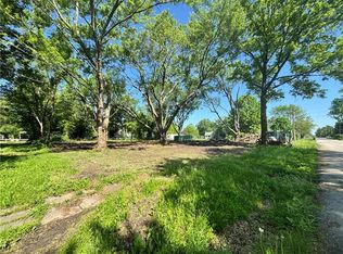 118 N Bates St #1, Adrian, MO 64720