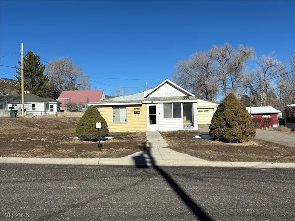 1752 Strandman St, Ely, NV 89301