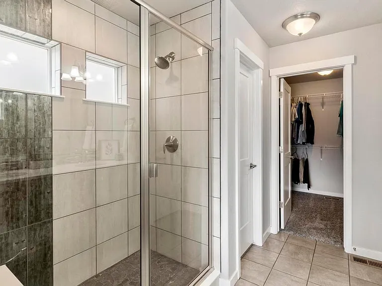 15922 Lake Mist Dr — Photo 17
