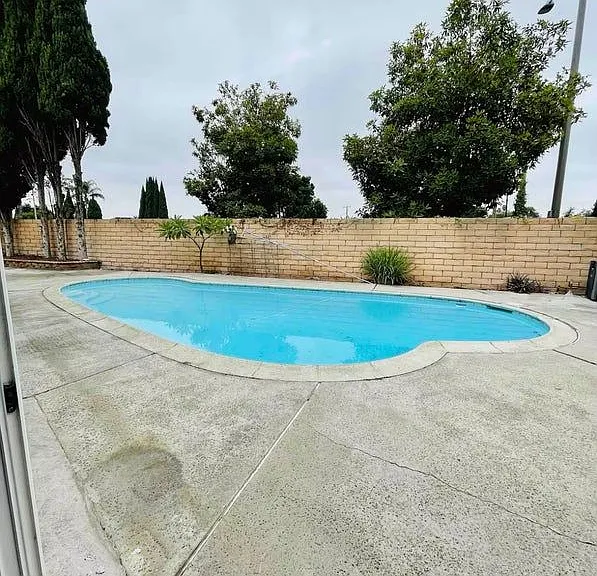 1313 S Pembrooke Ln — Photo 4