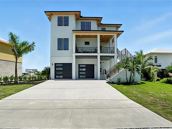 4th image of 306 Seminole WAY