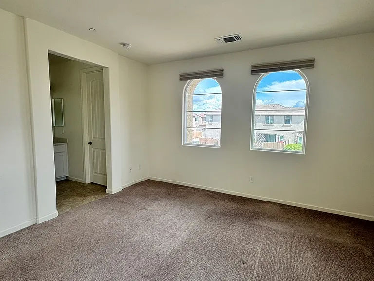 4389 Natomas Central Dr — Photo 18