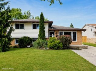 3285 Rosebriar Rd, Windsor, ON N8R 1Y2