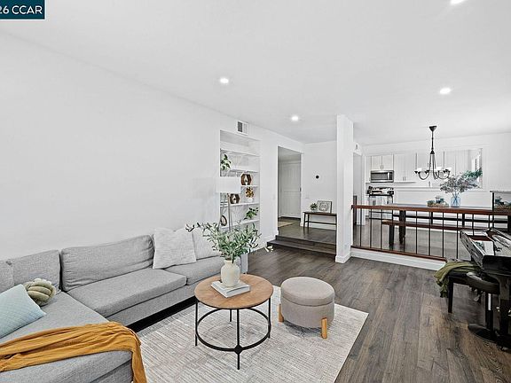 5th image of 1476 Camino Peral APT C