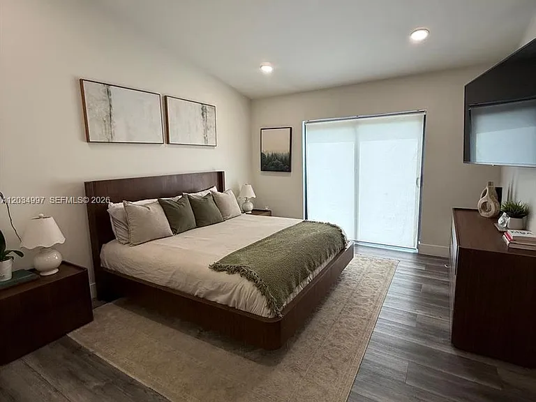 21251 NE 3rd Ct — Photo 1