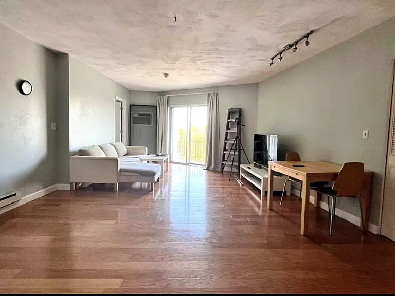 215 Thomas Burgin Pkwy #42 — Photo 7