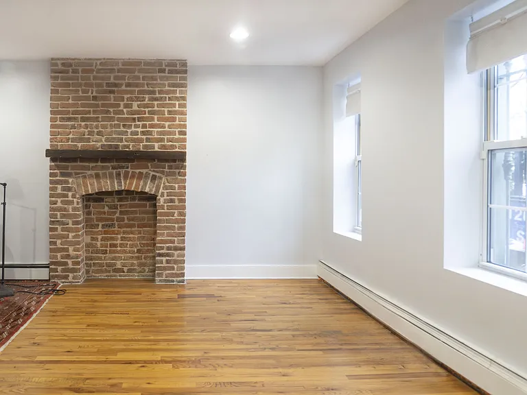 1206 Saint Marks Ave #1 — Photo 12