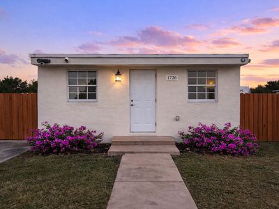 12130 SW 215th Street, Miami, FL, 33177