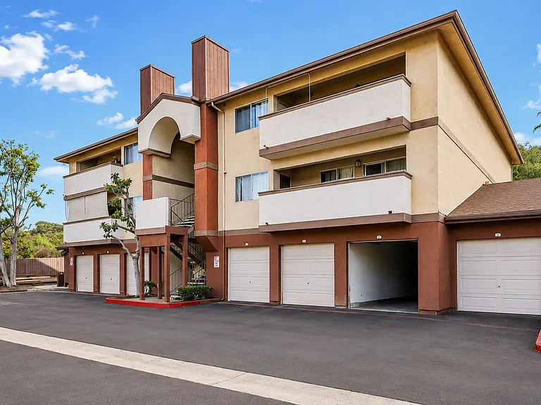 The Ridge Apartments in City Heights — Photo 6